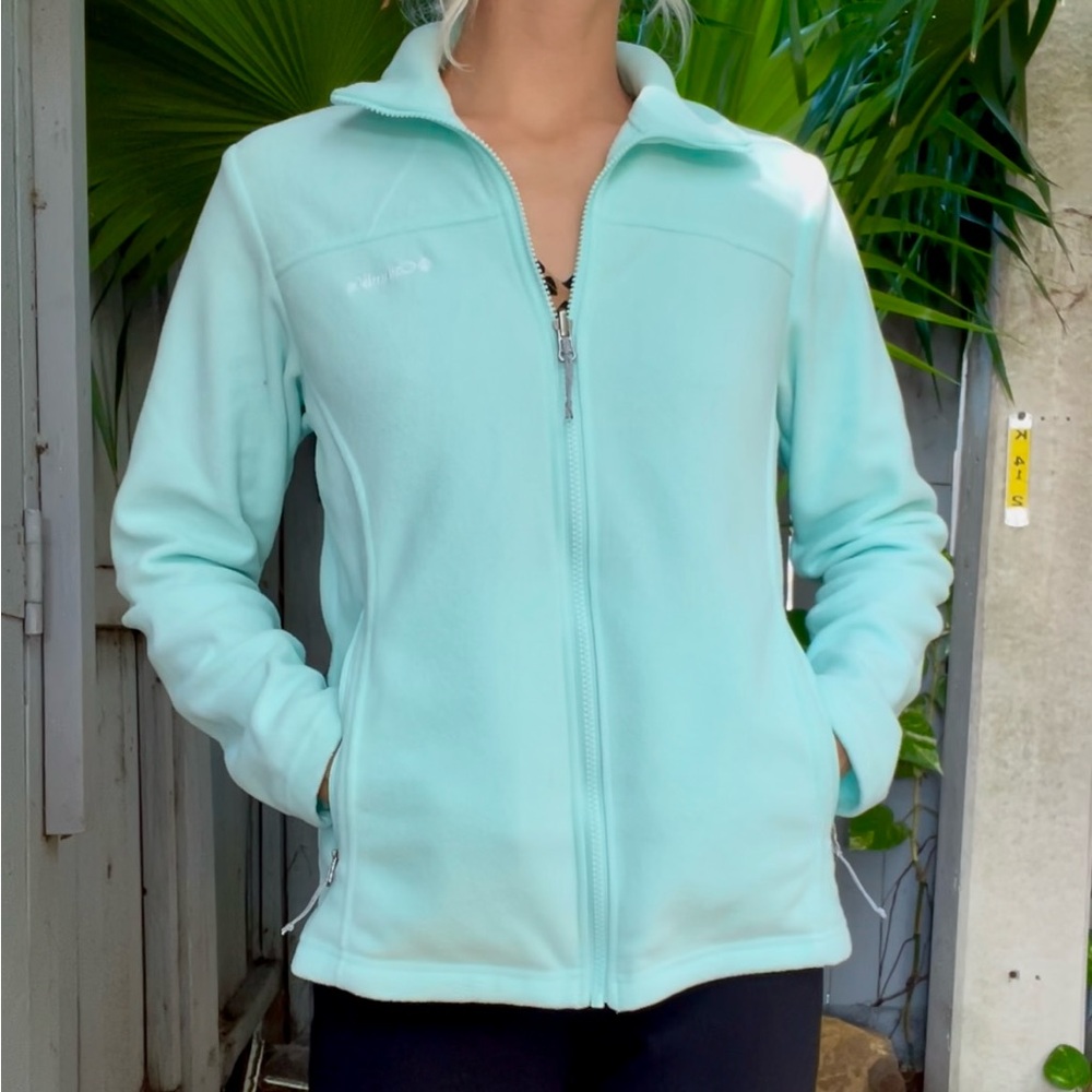 Women’s Columbia Fleece Zip-Up Jacket Size Small, Ice Blue